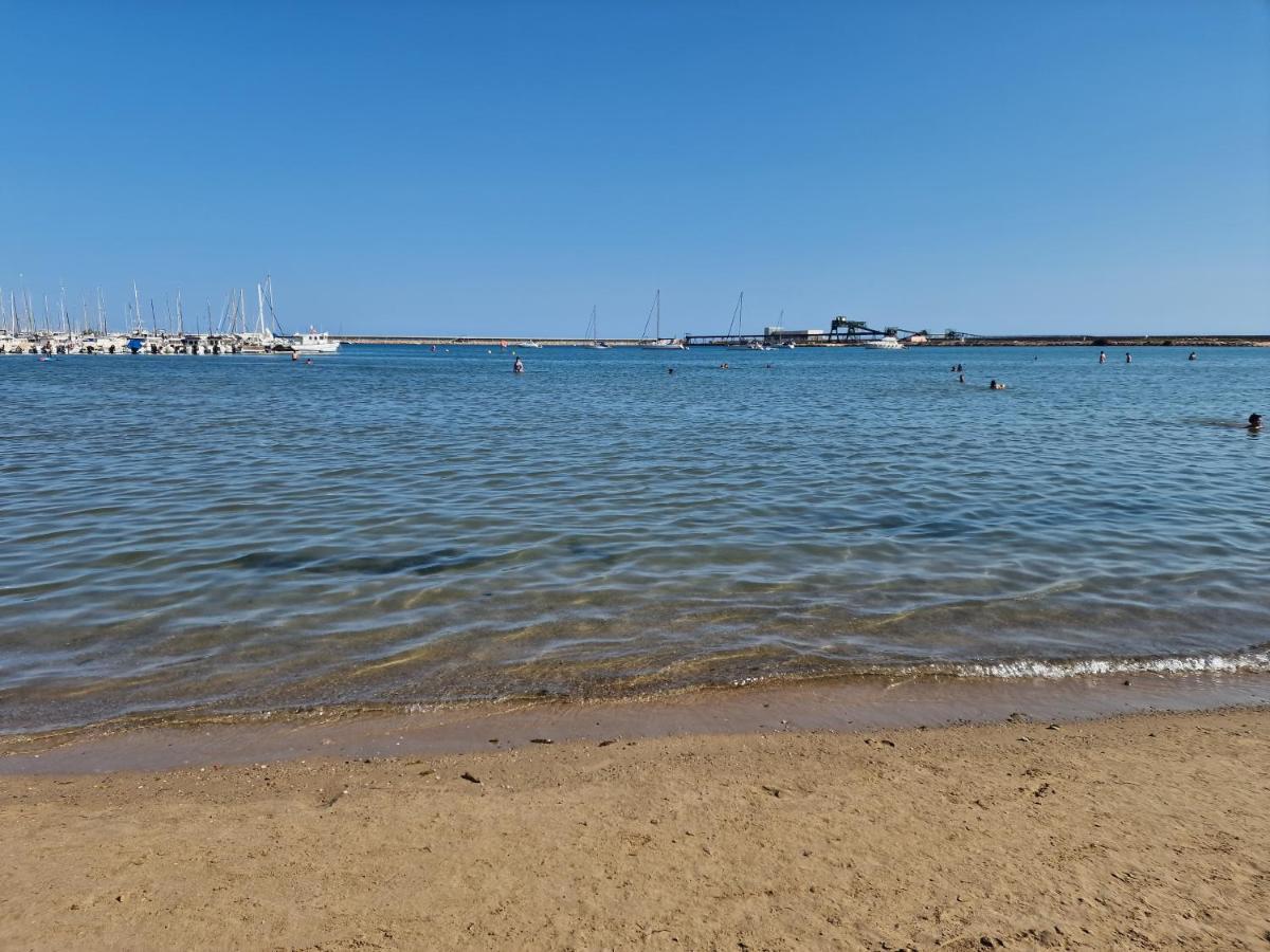 Apartament Carmen Torrevieja Buitenkant foto